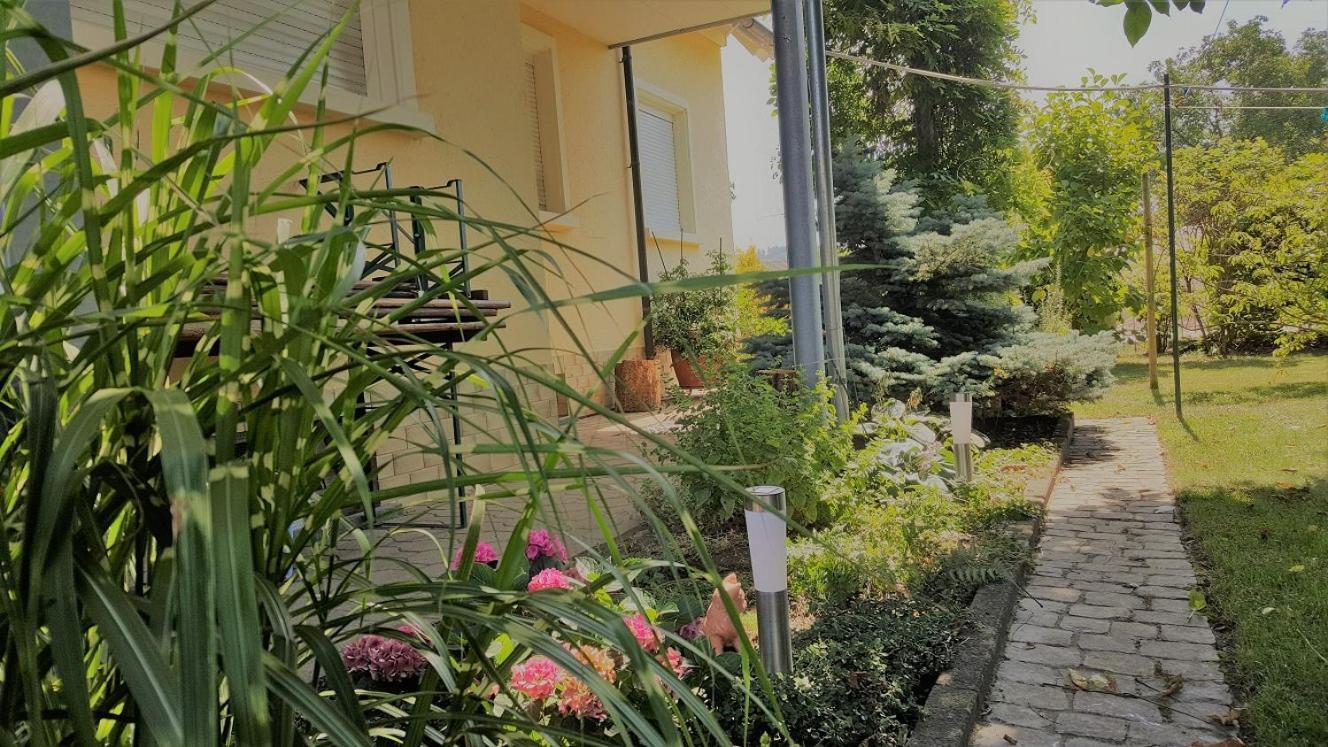 Ferienwohnung Miezerle Steisslingen Esterno foto